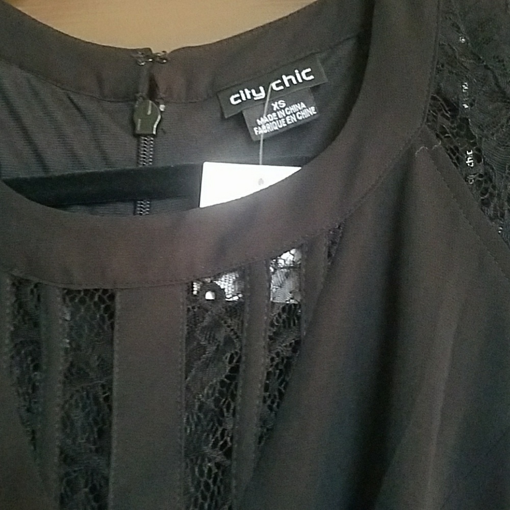 Dress - Picture 2 of 3